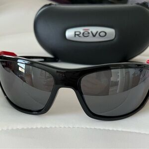 Revo Guide Extreme Black Polarized Sunglasses with Case
